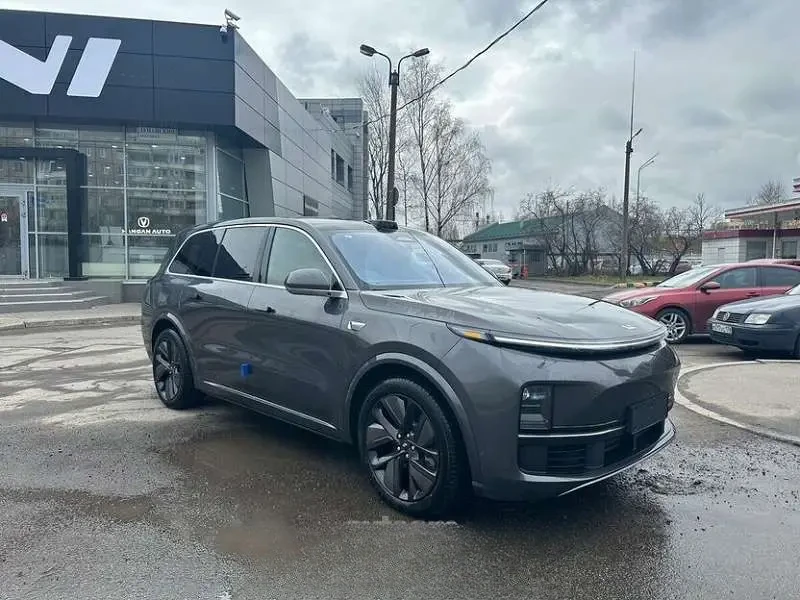 Li Auto Li L9 2025 — фото 1 из 5