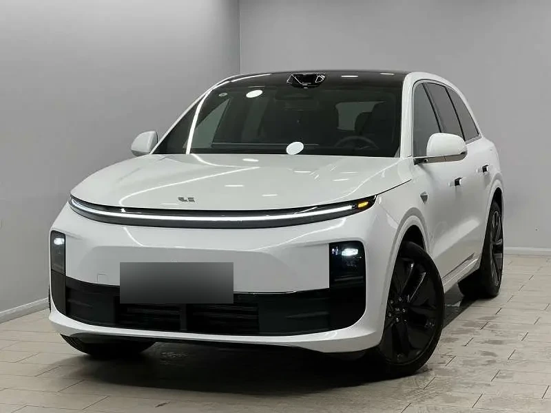 Li Auto Li L6 Max 2025 — фото 1 из 5