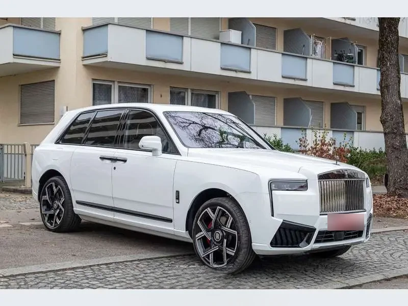 Rolls-Royce Cullinan 2025 — фото 1 из 5