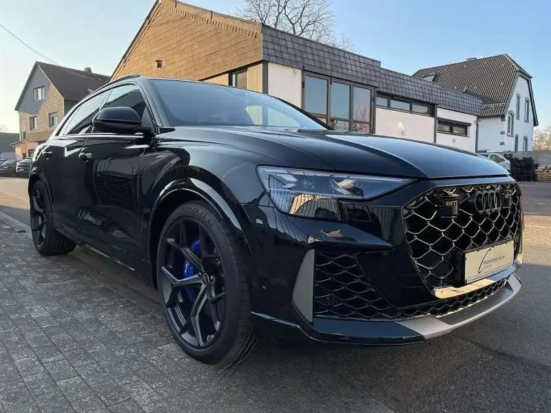 Audi RSQ8 2025 — фото 1 из 5