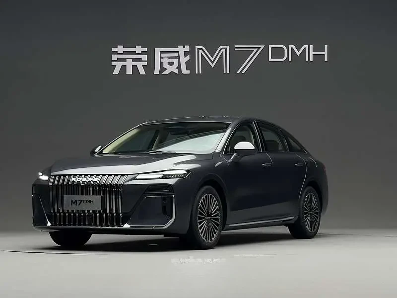Roewe M7 2025 — фото 1 из 5