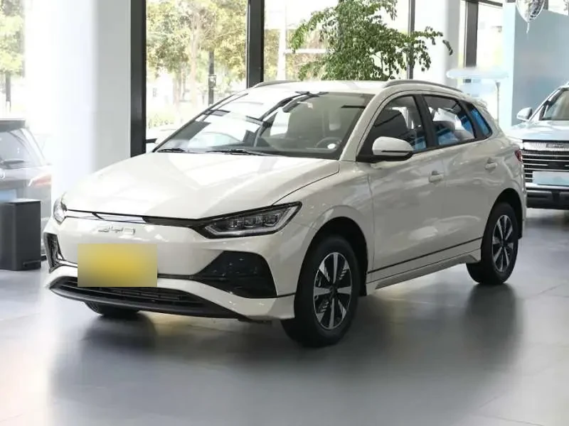 BYD E2 2025 — фото 1 из 5