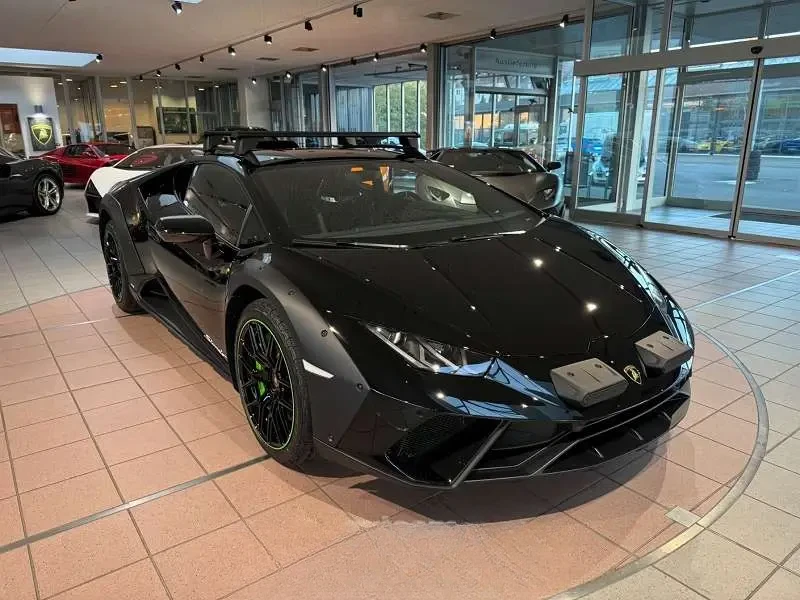 Lamborghini Huracan 2025 — фото 1 из 5