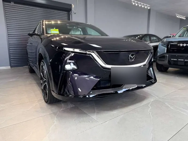 Mazda EZ-60 Max 2025 — фото 1 из 5