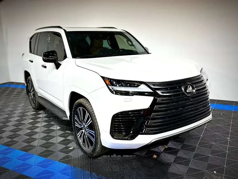 Lexus LX 600 2026 — фото 1 из 5