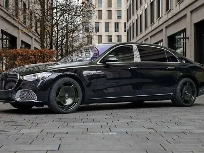 Mercedes-Benz S 680 Maybach 4MATIC 2026 — фото 1 из 5