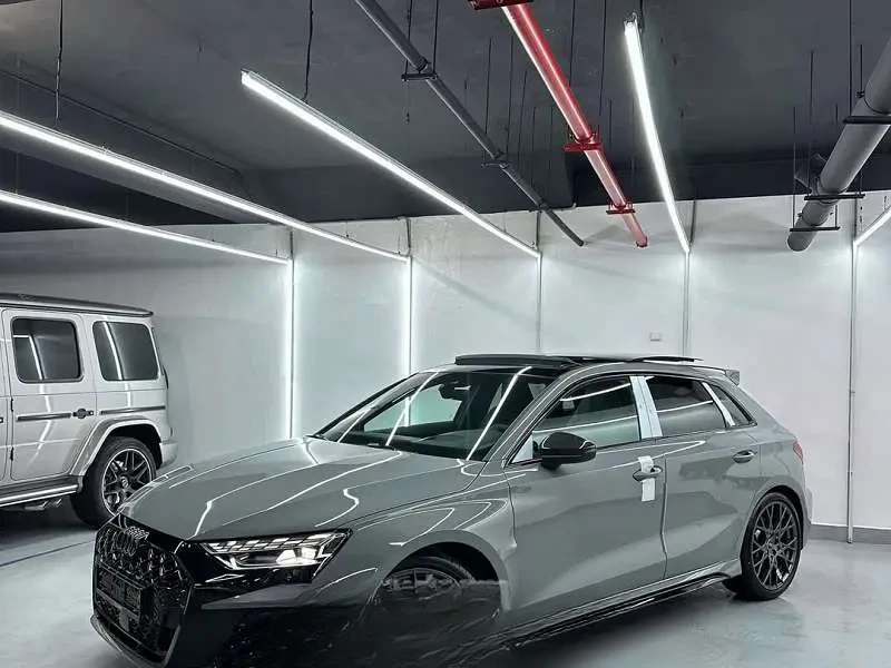 Audi RS4 RS3 SPORTBACK 2025 — фото 1 из 5