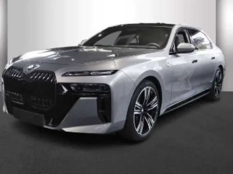 BMW 740 2025 — фото 1 из 5