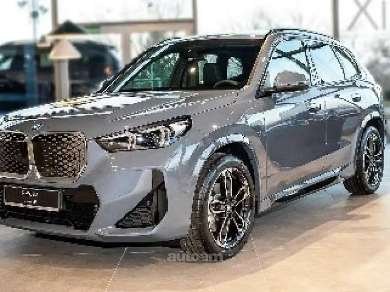 BMW iX1 2025 — фото 1 из 5