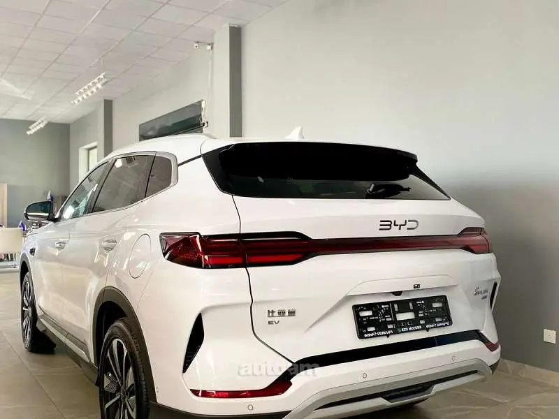 BYD Song Plus Smart Driving Flagship 2025 — фото 1 из 5