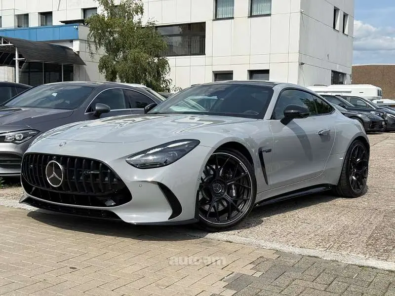 Mercedes-Benz AMG GT 2025 — фото 1 из 5