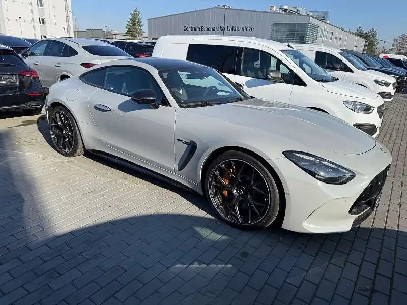 Mercedes-Benz AMG GT 2025 — фото 1 из 5