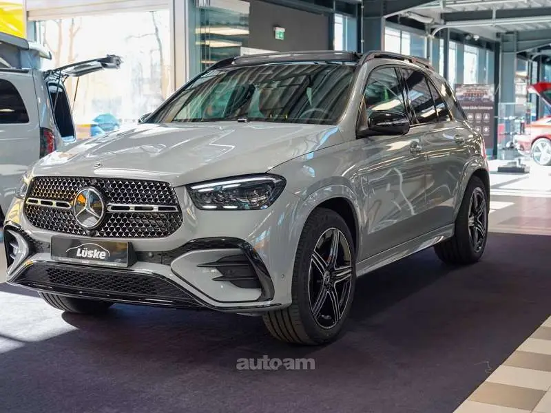 Mercedes-Benz GLE 350 2026 — фото 1 из 5