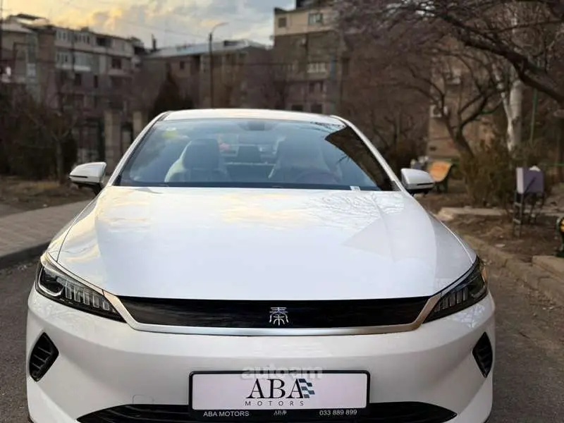 BYD Qin Plus 510 km Leading Edition 2025 — фото 1 из 5