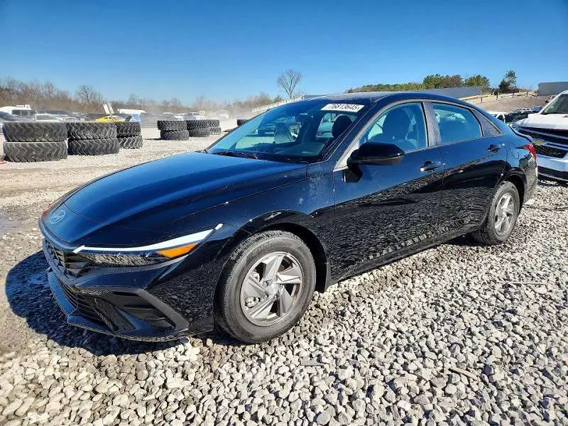Hyundai Elantra 2026 — фото 1 из 5