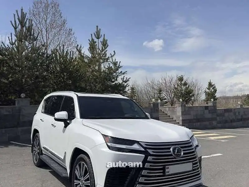 Lexus LX 700 Signature 2025 — фото 1 из 5