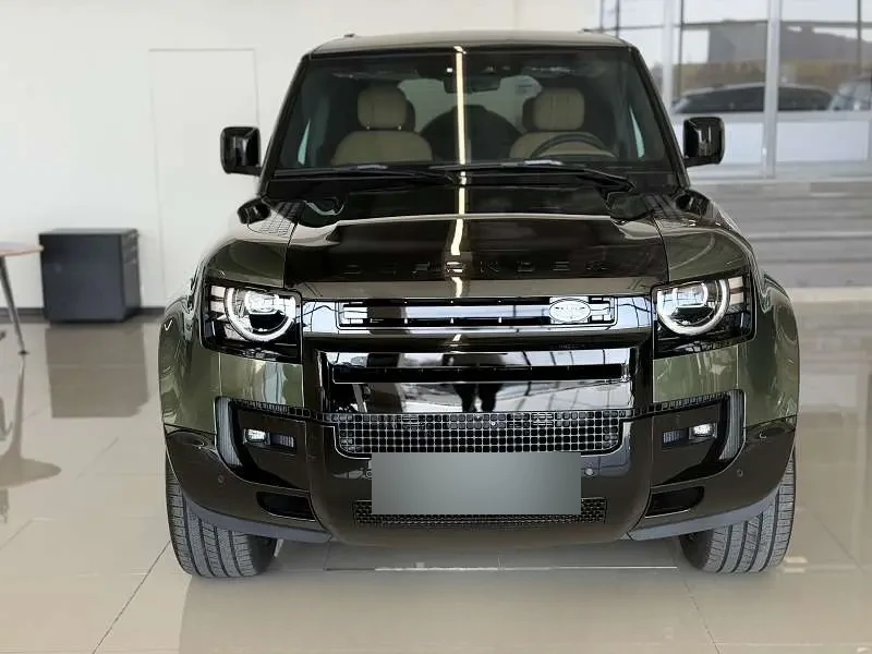 Land Rover Defender X 2026 — фото 1 из 5