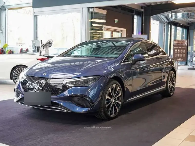 Mercedes-Benz EQE 2025 — фото 1 из 5