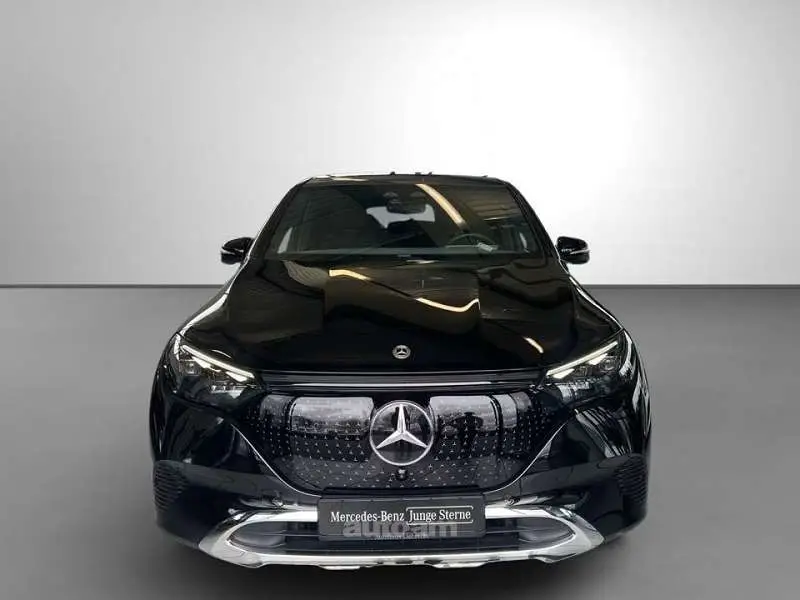 Mercedes-Benz EQE SUV 2025 — фото 1 из 5