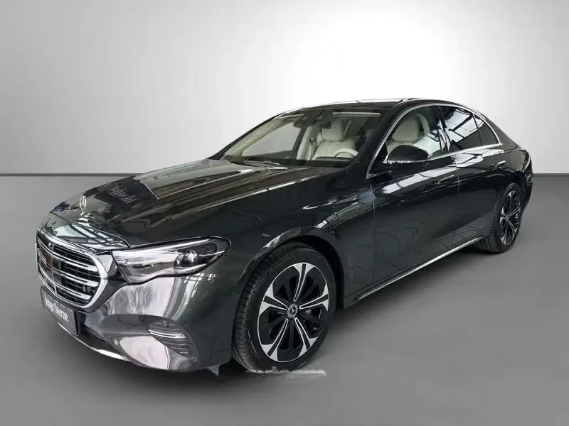 Mercedes-Benz E 400 2025 — фото 1 из 5