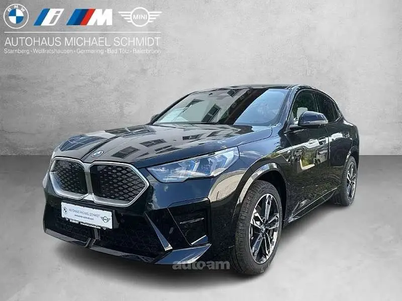 BMW IX2 2025 — фото 1 из 5