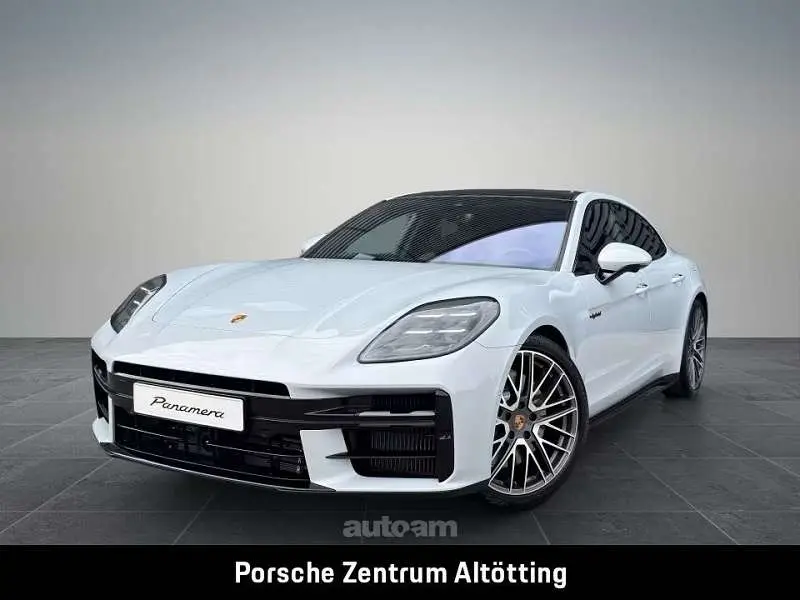 Porsche Panamera 2026 — фото 1 из 5
