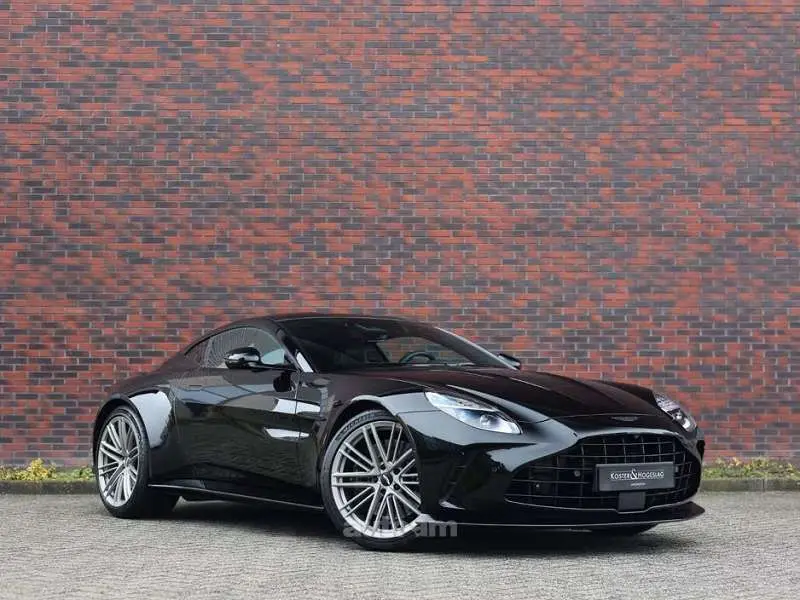 Aston Martin V8 Vantage 2025 — фото 1 из 5