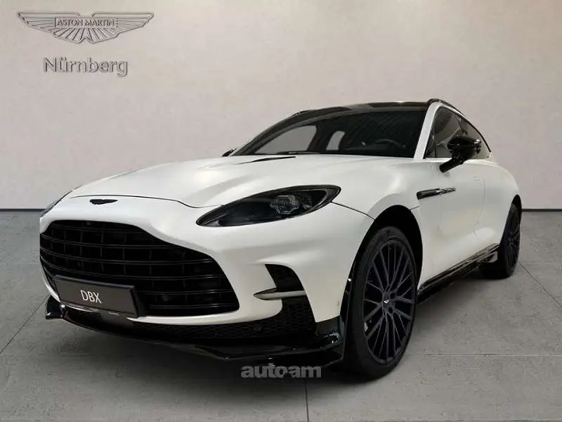 Aston Martin DBX 2025 — фото 1 из 5