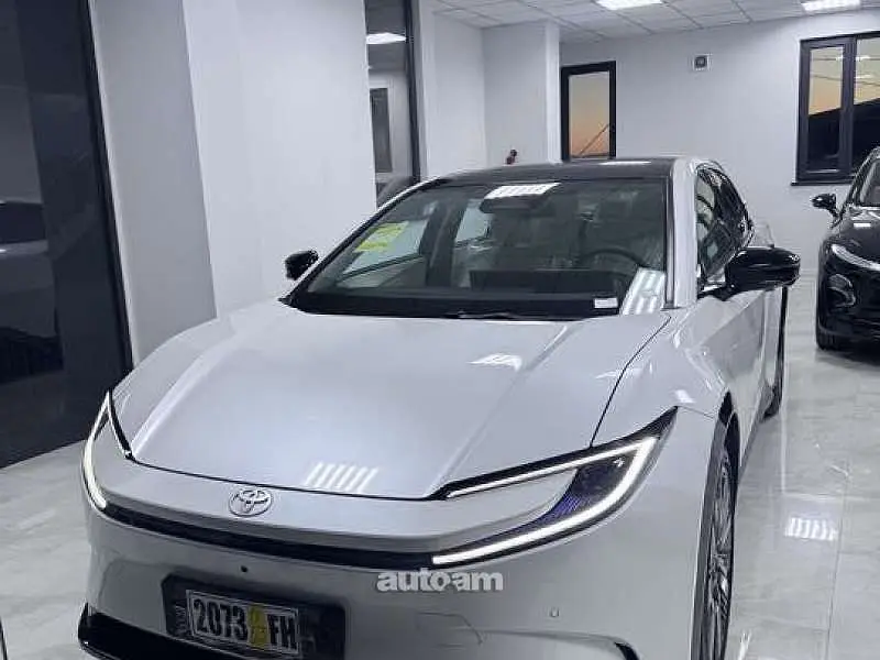 Toyota bZ5 550 PRO 2025 — фото 1 из 5