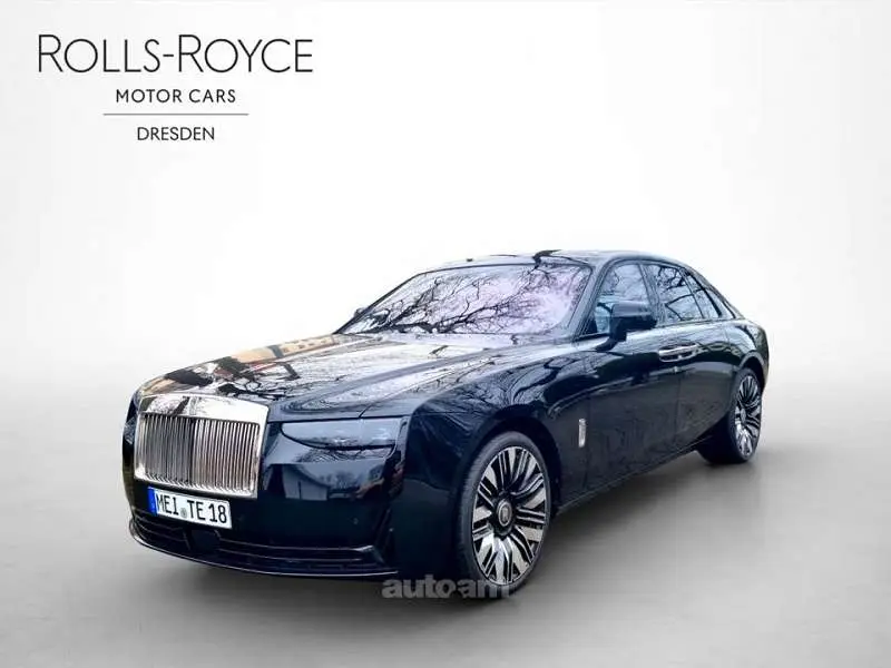 Rolls-Royce Ghost 2025 — фото 1 из 5