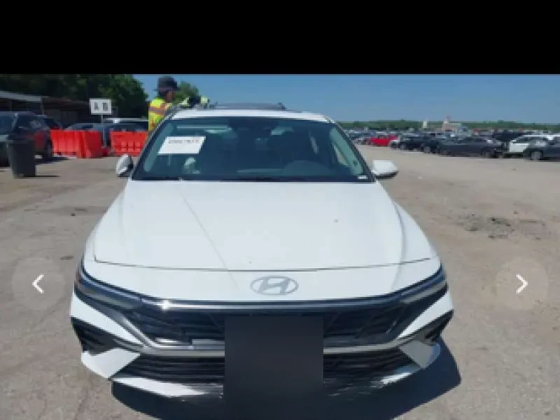 Hyundai Elantra 2025 — фото 1 из 5
