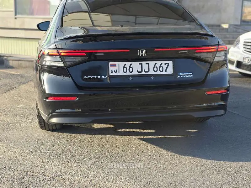 Honda Accord 2025 — фото 1 из 5