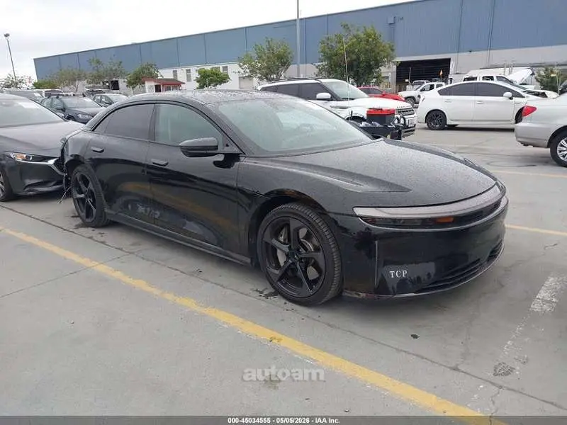 Lucid Air 2025 — фото 1 из 5
