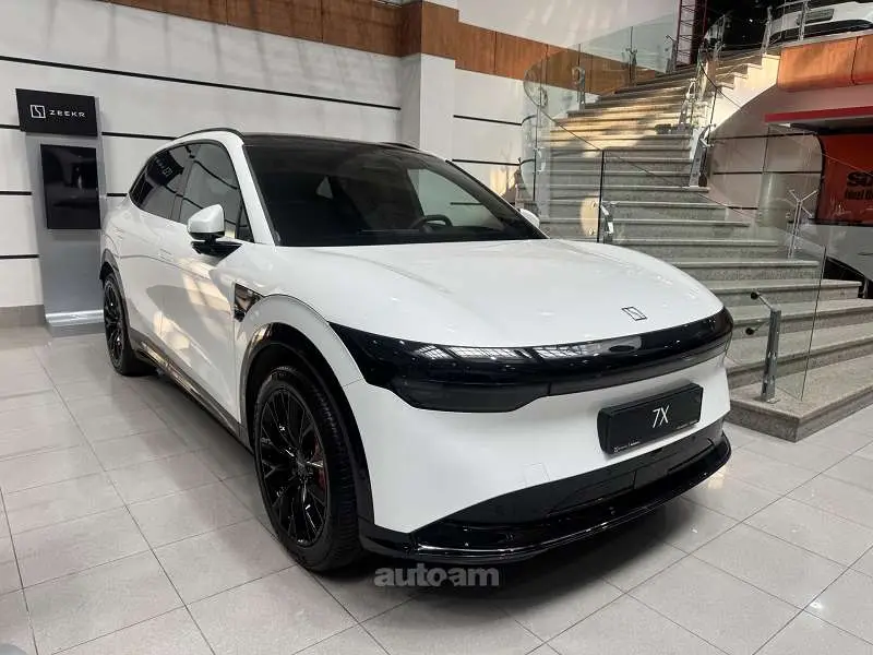 Zeekr 7X Performance 2026 — фото 1 из 5