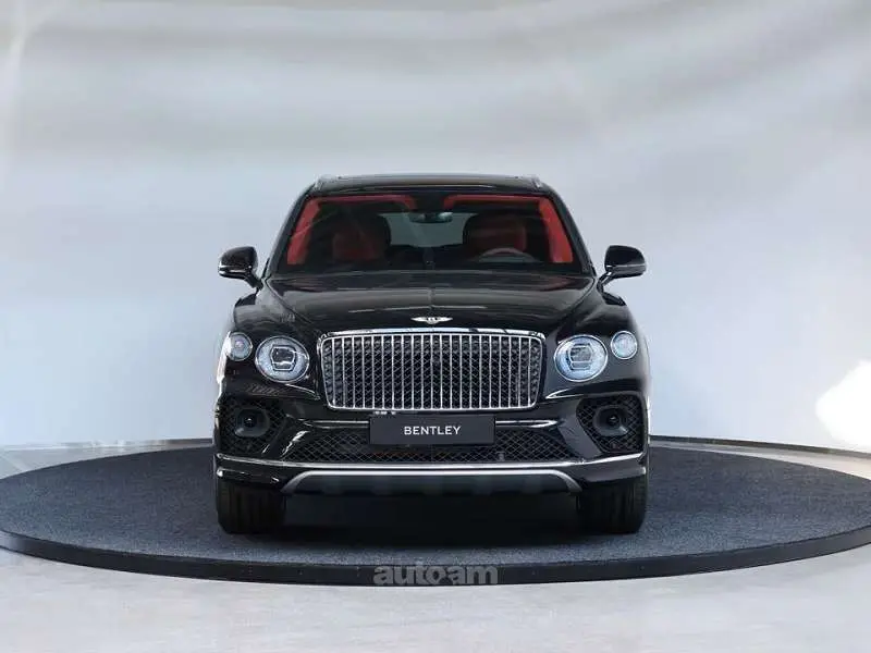 Bentley Bentayga 2025 — фото 1 из 5