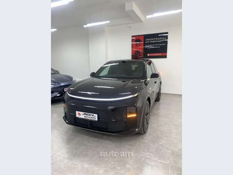 Li Auto Li L6 pro 2025 — фото 1 из 5