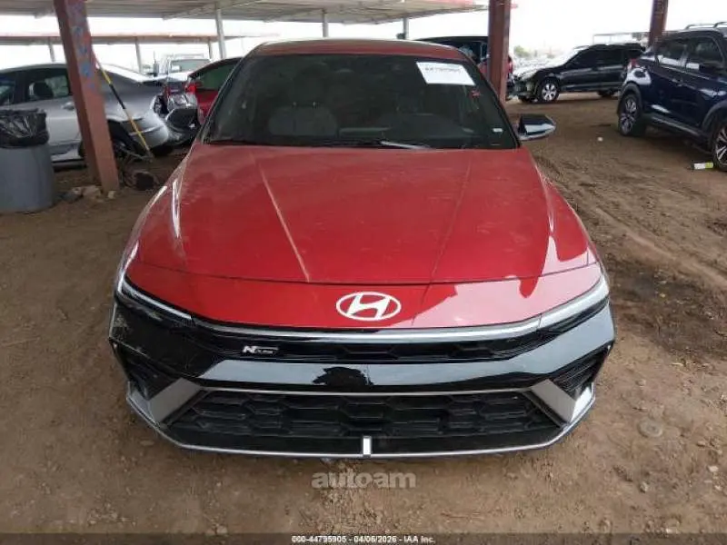 Hyundai Elantra 2025 — фото 1 из 5