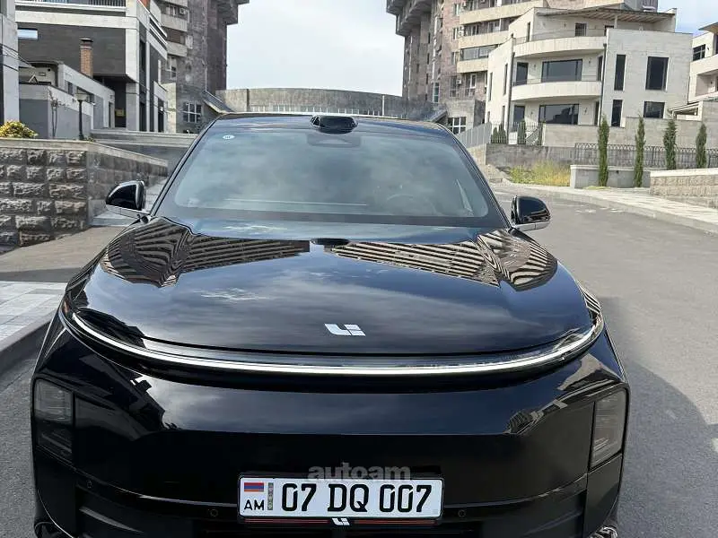 Li Auto Li L6 Max 2025 — фото 1 из 5