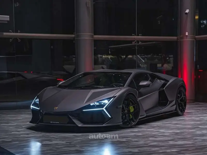 Lamborghini Revuelto 2025 — фото 1 из 5