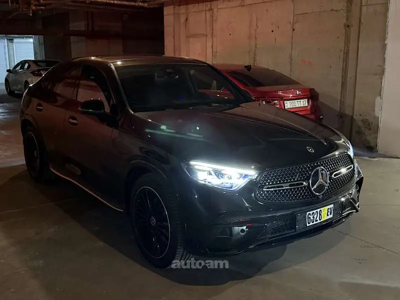 Mercedes-Benz GLC 300 2026 — фото 1 из 4