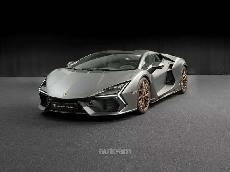 Lamborghini Revuelto 2025 — фото 1 из 5