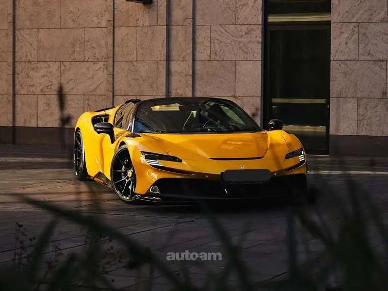 Ferrari SF90 2025 — фото 1 из 5