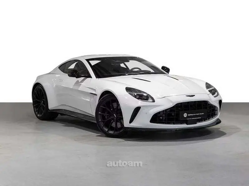 Aston Martin V8 Vantage 2026 — фото 1 из 5