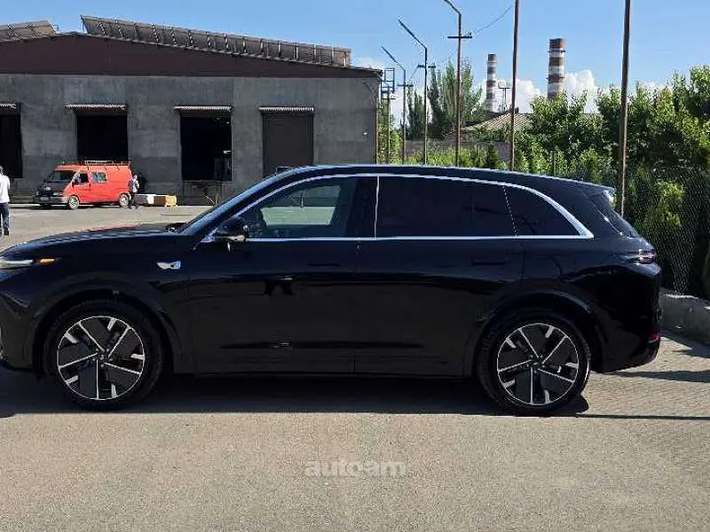 Li Auto Li L7 2025 — фото 1 из 5