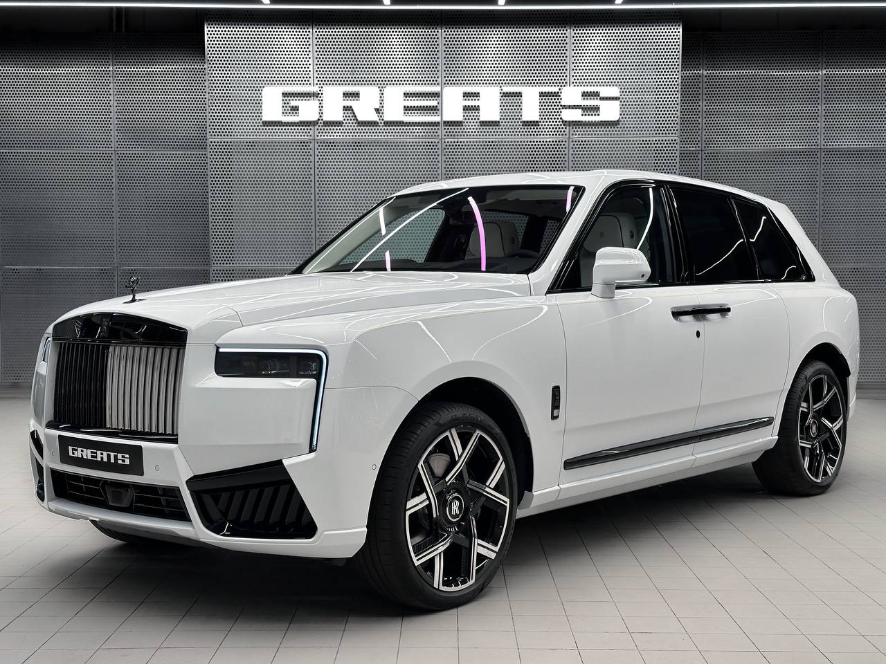 Rolls-Royce Cullinan Black Badge FL 2026 фото 2