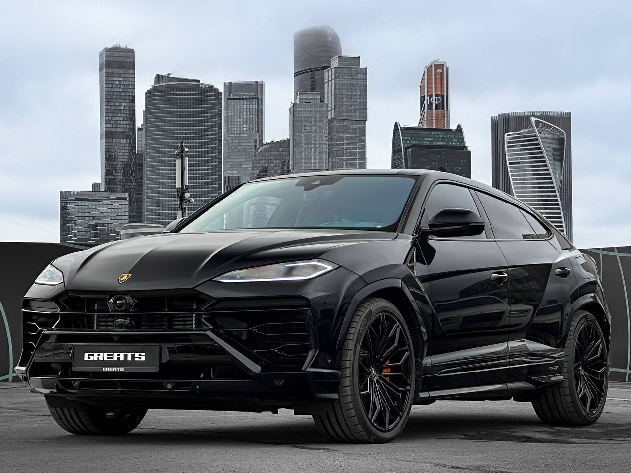 Lamborghini Urus SE 2026 фото 2