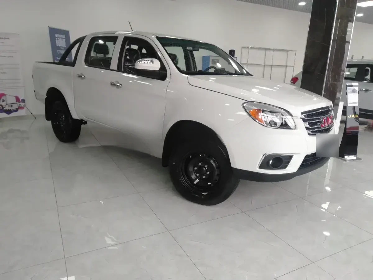 JAC T6 2025 — фото 1 из 5