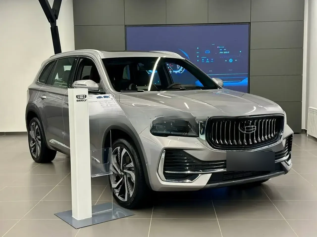 Geely Monjaro 2025 — фото 1 из 5