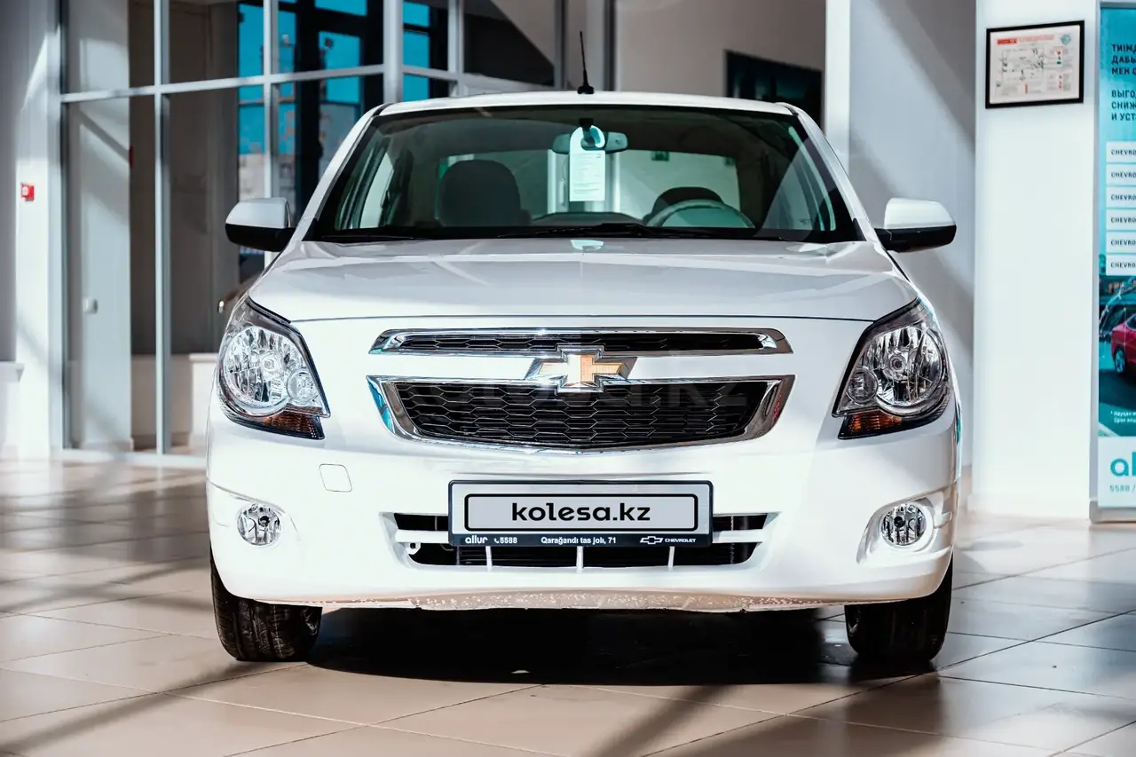 Chevrolet Cobalt 2025 — фото 1 из 5