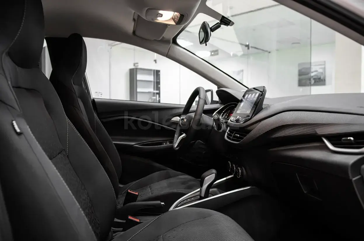 Chevrolet Onix 2026 — фото 1 из 5